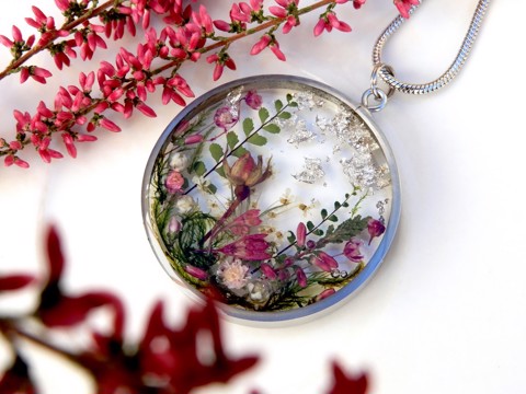 Rose Garden Necklace