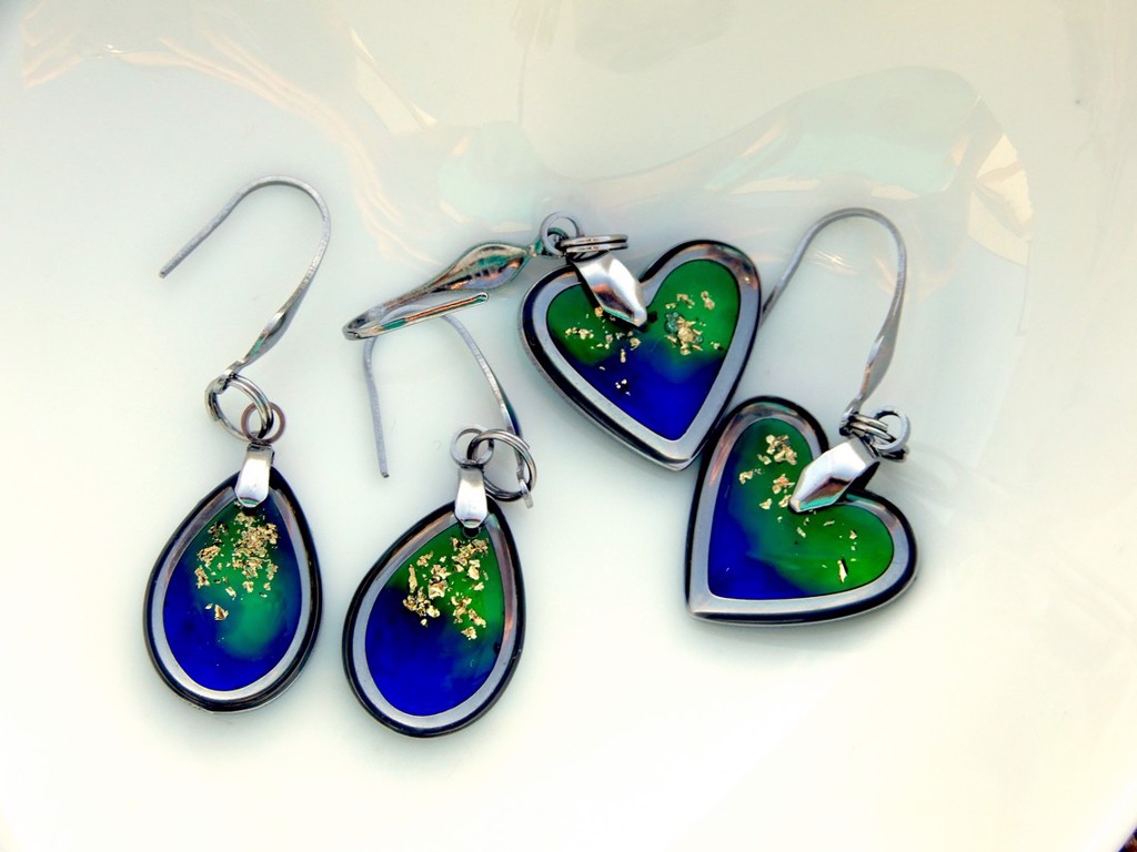 Aurora Earrings - Heart