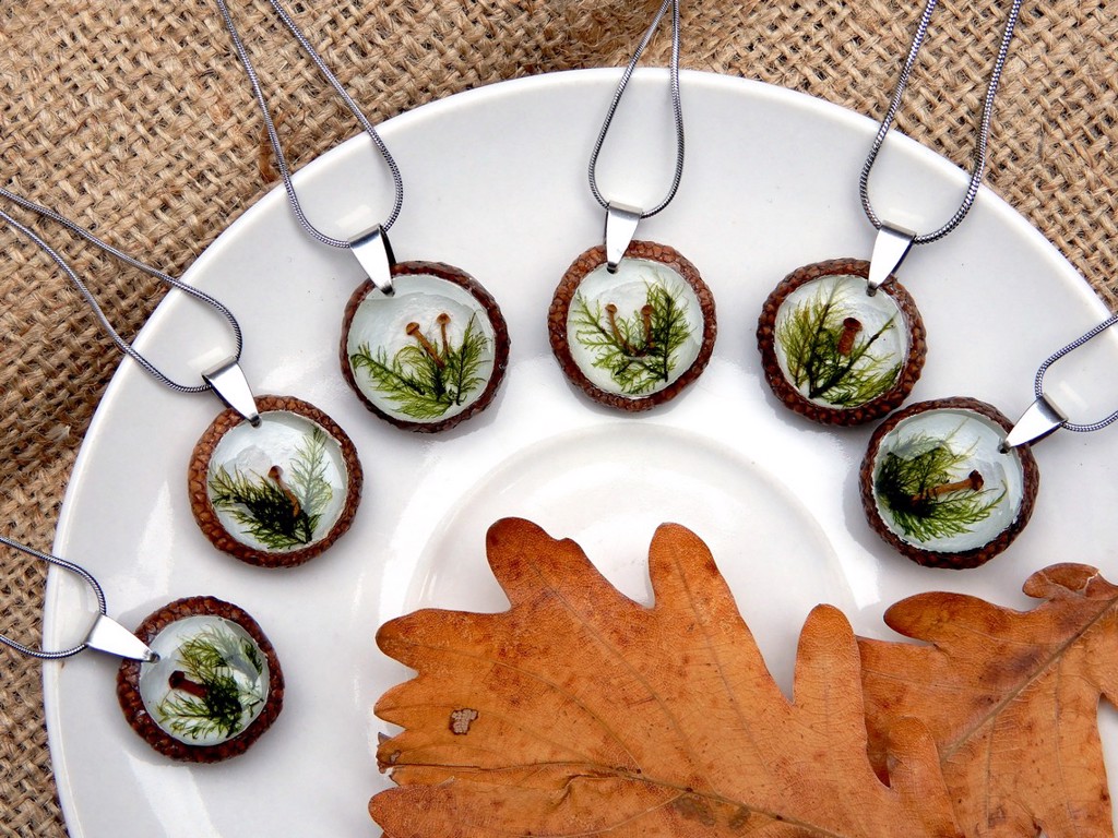 Little Forest Acorn Necklace