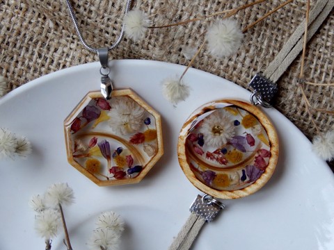 Nakit s pramenom kose vaše bebe - Drvo