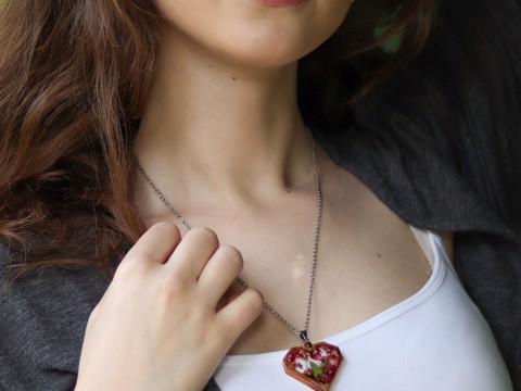 Rose Garden Necklace - Heart